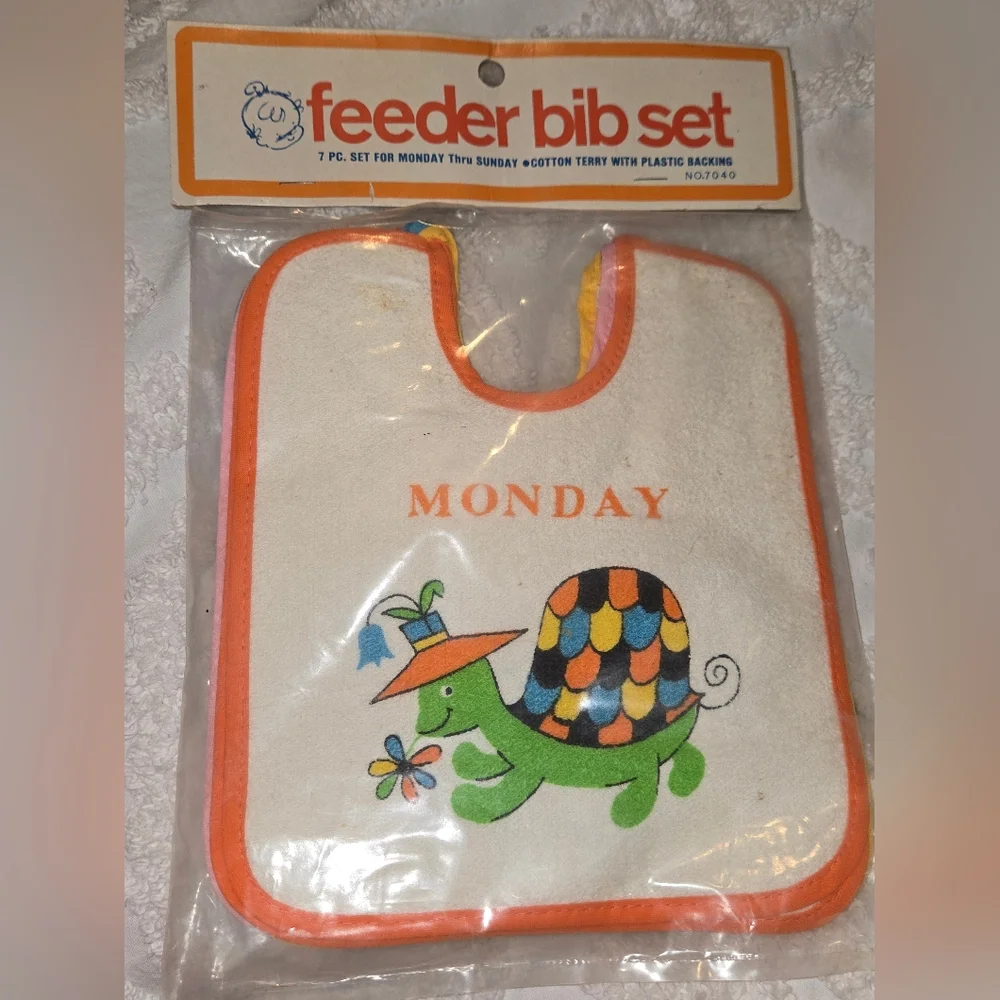 Vintage NOS NIP 7 Piece Feeder Bib Set Cotton Terry Day Of Week Multicolor